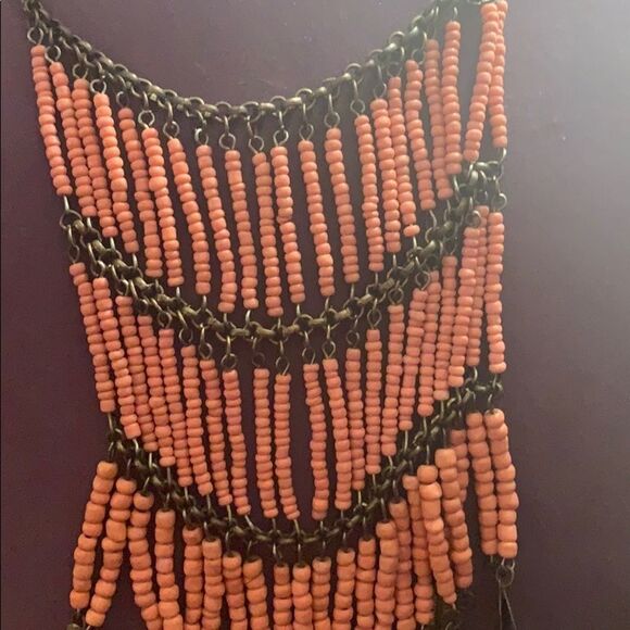 Rustic beaded metal feather necklace - Picture 2 of 3